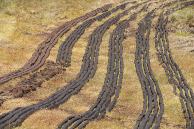 Peat_Harvesting_Connamara-13