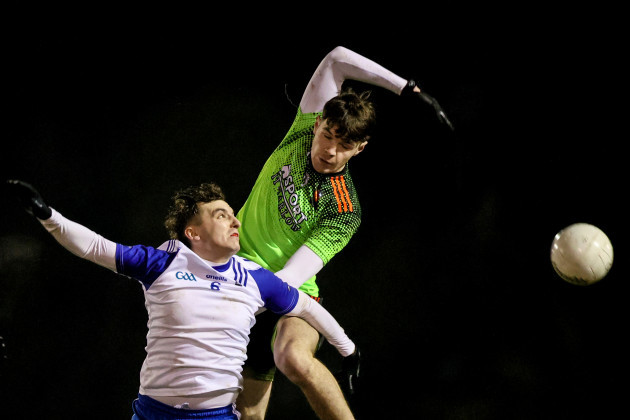 oisin-langan-competes-in-the-air-with-darren-mcdermott