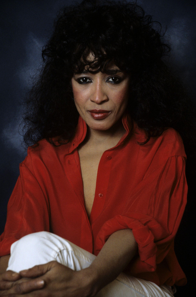 ronnie-spector-photographed-in-philadelphia-pa-in-1984-credit-scott-weinermediapunch