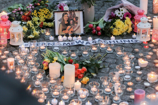 14th-january-2022-belfast-city-hall-a-candlelit-display-for-23-year-old-ashling-murphy-who-was-killed-in-county-offaly