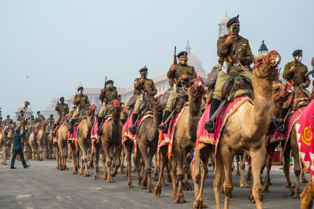 new-delhi-india-18th-jan-2022-border-security-force-bsf-camels-contingent-takes-part-in-a-rehearsal-for-the-upcoming-73rd-republic-day-parade-at-vijay-chowk-new-delhi-indian-intelligence-agen