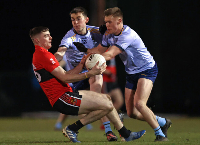 diarmuid-oconnor-with-ruari-mccormack-and-kieran-kennedy-challenge-for-the-ball