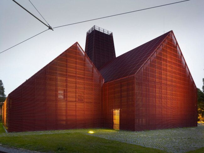 the-hague-geothermal-station-the-hague-netherlands-architect-jan-splinter-2012-geothermal-plant-set-in-urban-context-with