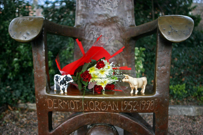 tributes-left-on-dermot-morgan-memorial-throne-in-merrion-square-in-dublin