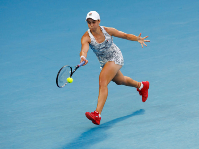 melbourne-australia-23rd-jan-2022-ashleigh-barty-aus-in-action-at-the-australian-open-on-sunday-january-2022-melbourne-park-credit-corlevealamy-live-news