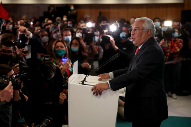 lisbon-portugal-31st-jan-2022-portuguese-incumbent-prime-minister-and-leader-of-the-socialist-party-ps-antonio-costa-addresses-the-nation-after-winning-the-portugals-general-election-in-lisbon