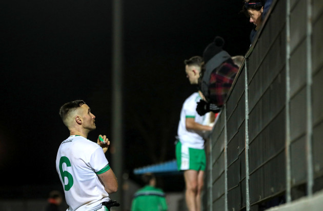 eoin-walsh-chats-with-family-after-the-game