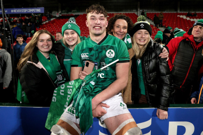 reuben-crothers-celebrates-with-his-family-after-the-game