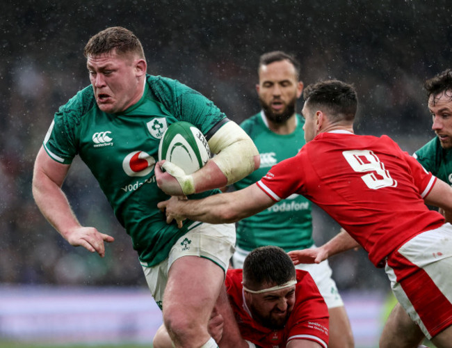 tadhg-furlong-with-with-wyn-jones-and-tomos-williams