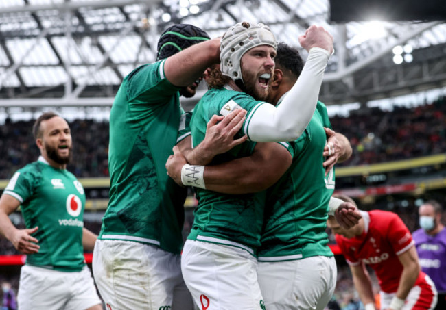 bundee-aki-celebrates-scoring-their-first-try-with-mack-hansen-and-caelan-doris