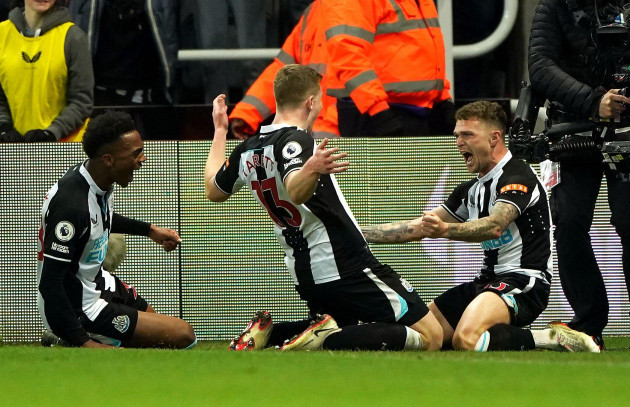 newcastle-uniteds-kieran-trippier-right-celebrates-scoring-their-sides-third-goal-of-the-game-with-team-mates-during-the-premier-league-match-at-st-james-park-newcastle-picture-date-tuesday-fe