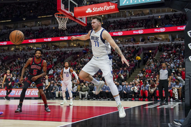 usa-10th-nov-2021-the-dallas-mavericks-luka-doncic-77-tries-to-save-the-ball-from-going-out-of-bounds-during-the-first-half-against-the-chicago-bulls-at-the-united-center-on-wednesday-nov-10