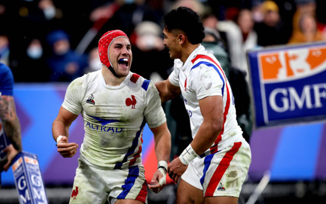 gabin-villiere-celebrates-scoring-a-late-try