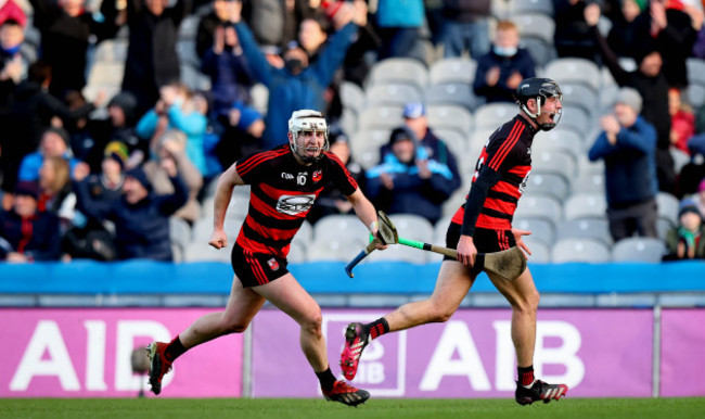 harry-ruddle-celebrates-scoring-a-late-goal