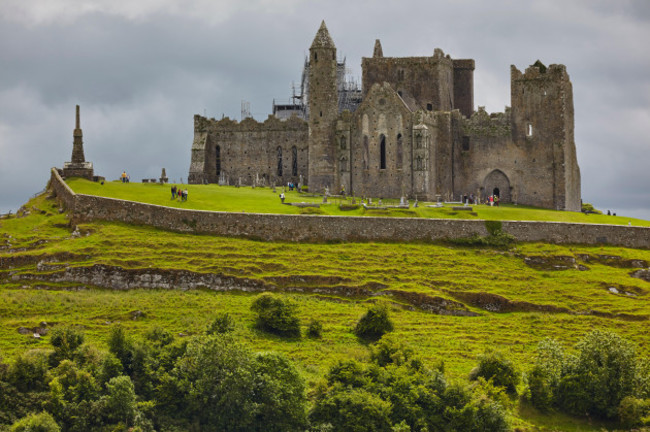 the-ruins-of-the-rock-of-cashel-cashel-county-tipperary-munster-republic-of-ireland-europe