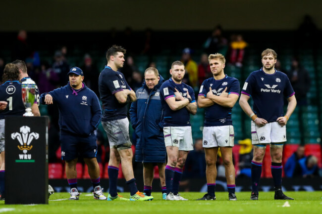 finn-russell-duhan-van-der-merwe-and-jonny-gray-dejected