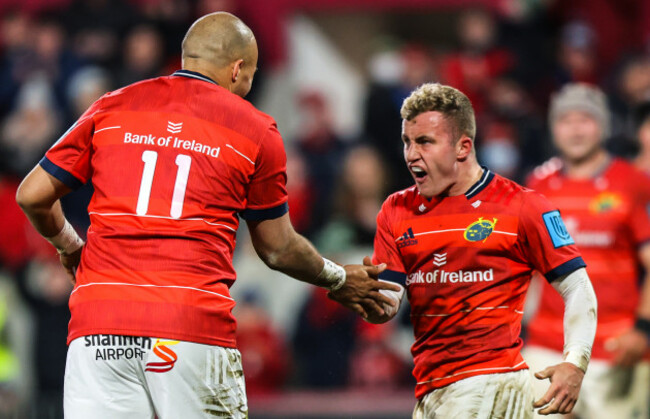 simon-zebo-celebrates-scoring-their-third-try-with-craig-casey