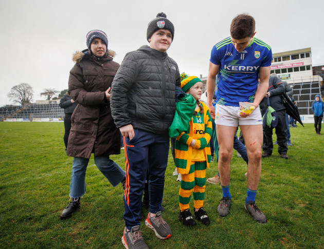 sean-oshea-meets-donegal-fans-after-the-game