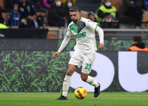milan-italy-20th-february-2022-domenico-berardi-of-us-sassuolo-during-the-serie-a-match-at-giuseppe-meazza-milan-picture-credit-should-read-jonathan-moscrop-sportimage