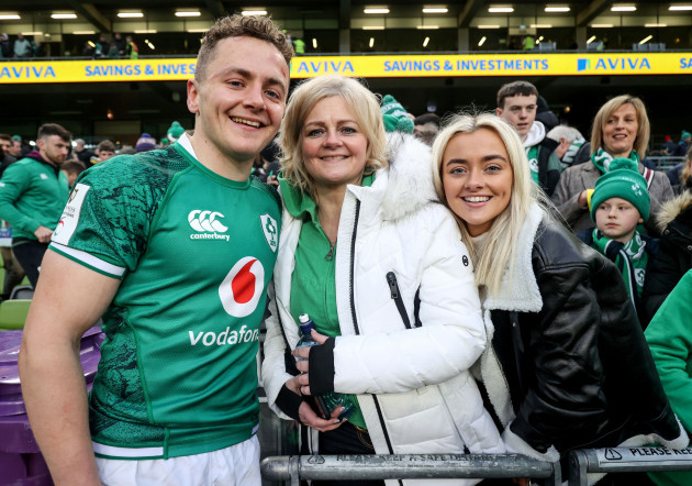 michael-lowry-celebrates-with-his-mother-denise-and-sister-zara-after-the-game