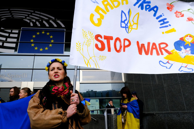 brussels-belgium-01st-mar-2022-demonstrators-protest-against-the-war-in-front-of-the-european-parliament-after-a-special-plenary-session-on-the-russian-invasion-of-ukraine-in-brussels-belgium-on