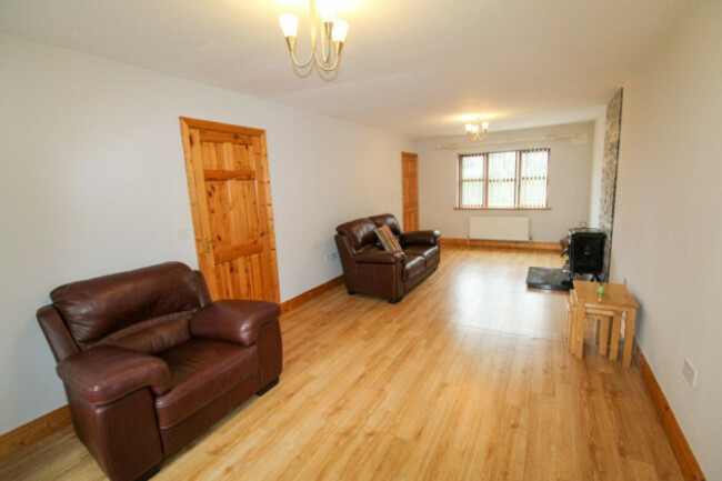 eyJidWNrZXQiOiJtZWRpYW1hc3Rlci1zM2V1IiwiZWRpdHMiOnsicmVzaXplIjp7ImZpdCI6Imluc2lkZSIsIndpZHRoIjoxMjAwLCJoZWlnaHQiOjEyMDB9fSwib3V0cHV0Rm9ybWF0IjoianBlZyIsImtleSI6IjkvNS85NWZmYjQ5N2I4OWUyNGY3MmFlNGFiODFlNWUzNDZlOC5qcGcifQ==