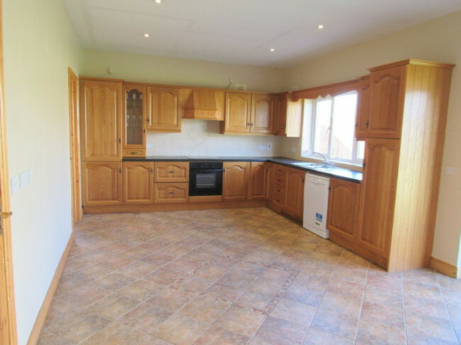 eyJidWNrZXQiOiJtZWRpYW1hc3Rlci1zM2V1IiwiZWRpdHMiOnsicmVzaXplIjp7ImZpdCI6Imluc2lkZSIsIndpZHRoIjoxMjAwLCJoZWlnaHQiOjEyMDB9fSwib3V0cHV0Rm9ybWF0IjoianBlZyIsImtleSI6ImEvMC9hMGExMzYzMzU1ZTdkNzEzZjQzZjI1ODBmODY0Yzk5Yy5qcGcifQ==