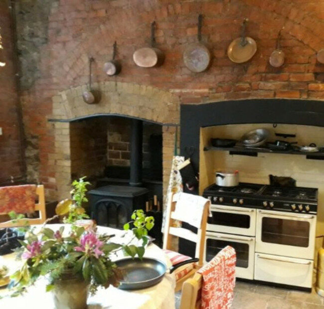 eyJidWNrZXQiOiJtZWRpYW1hc3Rlci1zM2V1IiwiZWRpdHMiOnsicmVzaXplIjp7ImZpdCI6Imluc2lkZSIsIndpZHRoIjoxMjAwLCJoZWlnaHQiOjEyMDB9fSwib3V0cHV0Rm9ybWF0IjoianBlZyIsImtleSI6IjEvMi8xMjJhMmQ2YzRlZjE2NTEzMWU3MjhkYzg0ZDQxZWQ3OS5qcGcifQ==