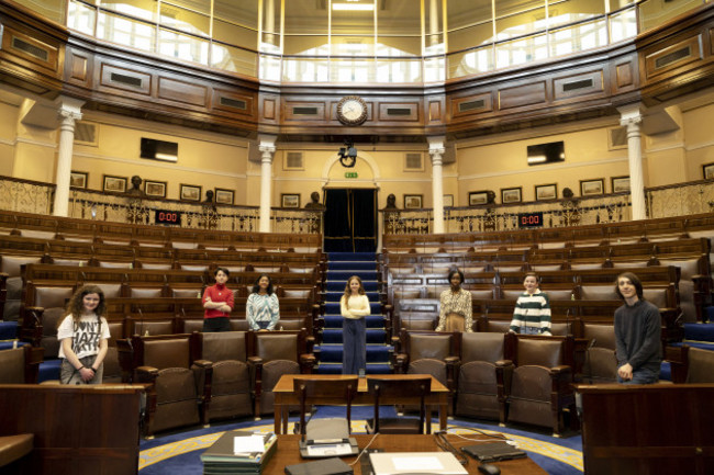 D&aacute;il na n&Oacute;g2