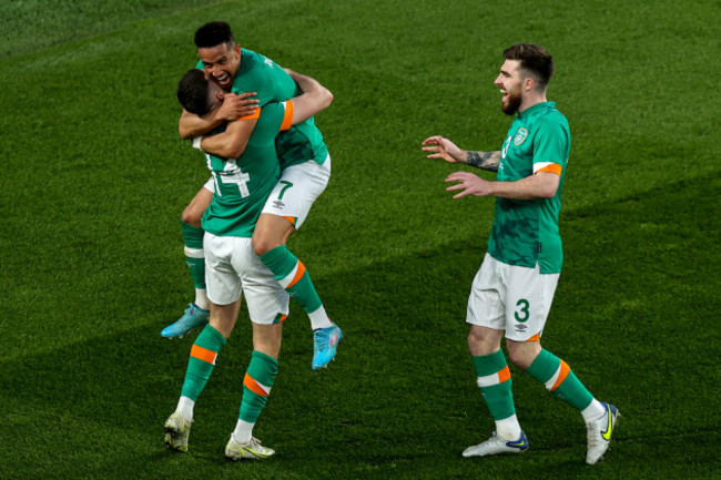 alan-browne-celebrates-after-scoring-a-goal-with-callum-robinson-and-ryan-manning