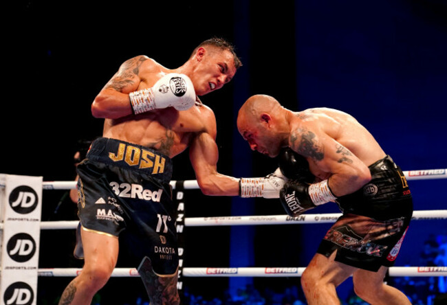 kiko-martinez-v-josh-warrington-first-direct-arena