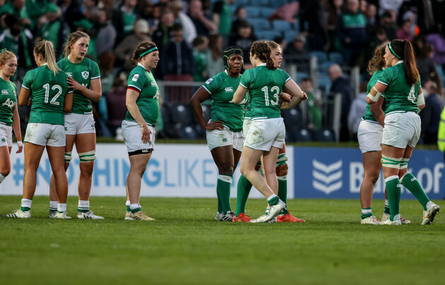 ireland-players-dejected-after-the-game