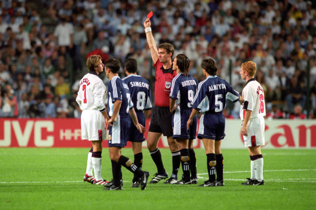 soccer-fifa-world-cup-2002-england-v-argentina-japan