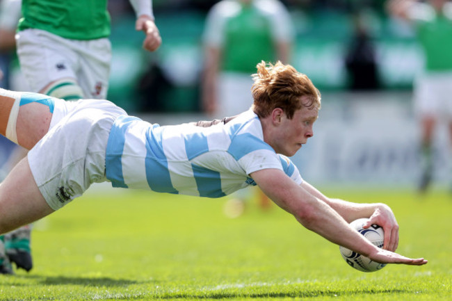 hugh-cooney-scores-a-try