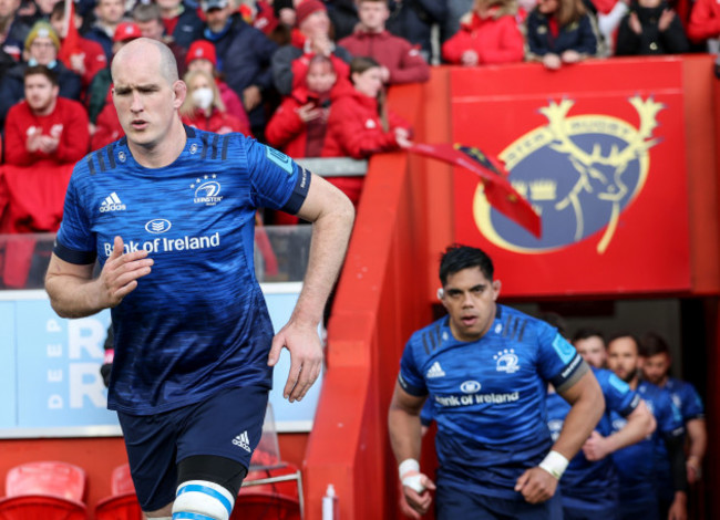 devin-toner-makes-his-way-out-on-to-the-pitch-ahead-of-the-game