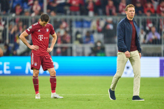 robert-lewandowski-fcb-9-trainer-julian-nagelsmann-fcb-team-manager-headcoach-coach-after-the-match-fc-bayern-muenchen-fc-villarreal-1-1of-football-uefa-champions-league-quarter-final