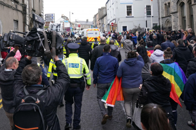 a-garda-van-leaves-sligo-district-court-carrying-yousef-palani-who-has-been-remanded-in-custody-charged-with-the-murders-of-aidan-moffitt-and-michael-snee-and-the-assault-of-another-man-picture-date