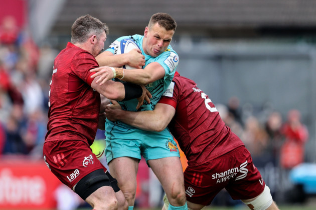 joe-simmonds-is-tackled-by-peter-omahony-and-jack-odonoghue