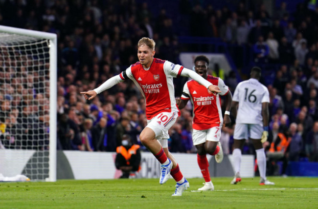 arsenals-emile-smith-rowe-celebrates-scoring-his-sides-second-goal-during-the-premier-league-match-at-stamford-bridge-london-picture-date-wednesday-april-20-2022