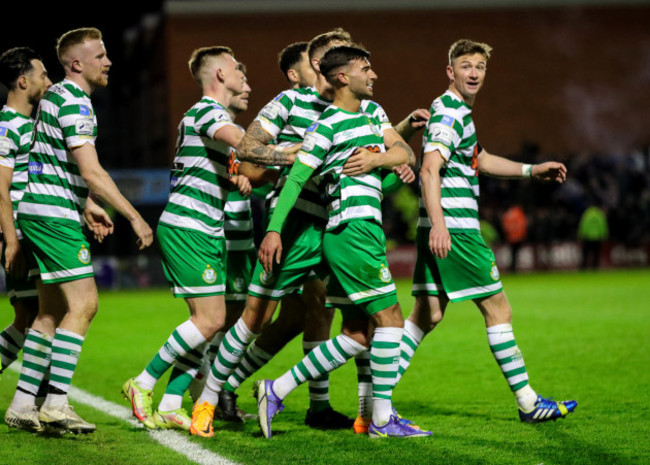 daniel-mandroiu-celebrates-scoring-their-third-goal-with-teammates