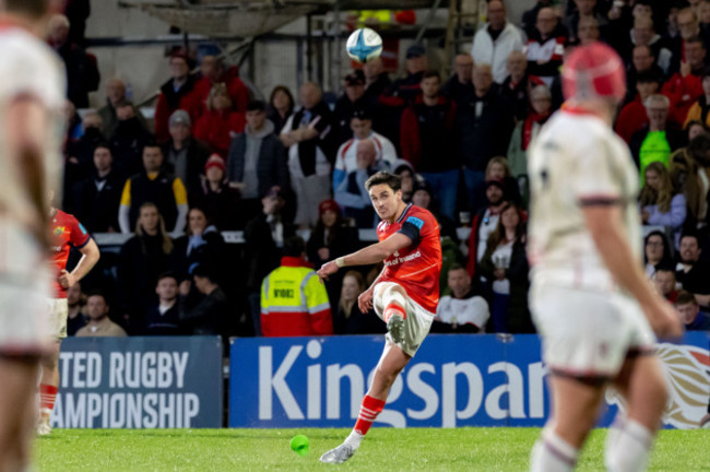 joey-carbery-kicks-the-final-score