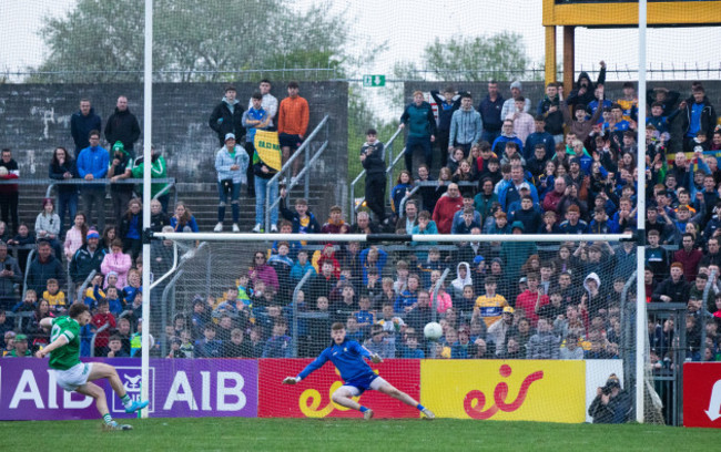 james-naughton-scores-his-penalty-to-win-the-shootout