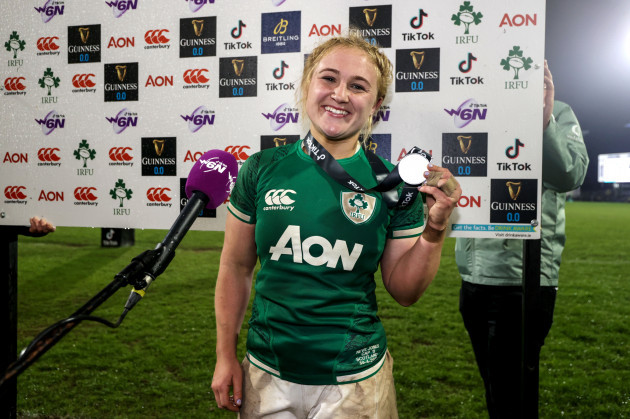 neve-jones-is-presented-with-her-tiktok-womens-six-nations-player-of-the-match-medal