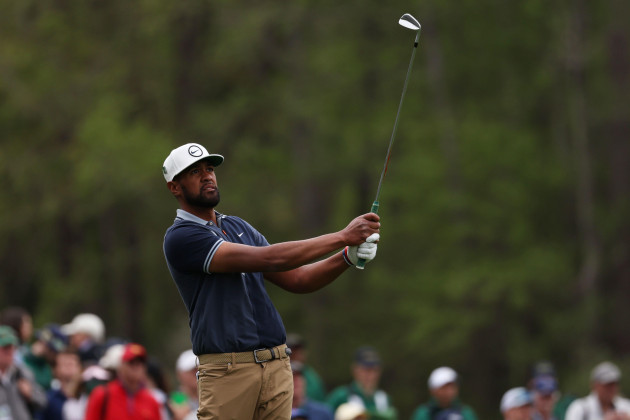 golf-the-masters-augusta-national-golf-club-augusta-georgia-u-s-april-8-2022-tony-finau-of-the-u-s-tees-off-on-the-12th-during-the-second-round-reutersmike-blake