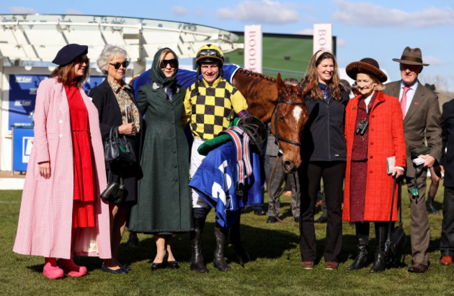 paul-townend-and-willie-mullins-celebrate-winning-with-state-man-and-the-winning-connections