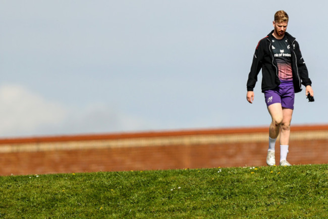 ben-healy-arrives-for-training