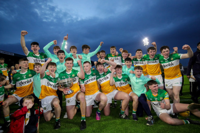 offaly-celebrate-at-full-time