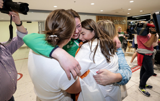 lisa-orourke-with-her-family-members