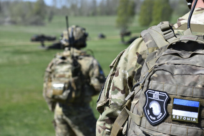 tactical-air-control-party-personnel-with-the-oklahoma-air-national-guard-146th-air-support-operations-squadron-consisting-of-an-air-liaison-officer-and-joint-terminal-attack-controller-support-exerci