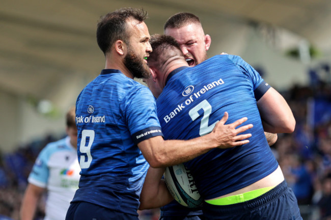 dan-sheehan-celebrates-scoring-a-try-with-andrew-porter-and-jamison-gibson-park